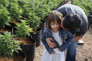 Read more about the article Women’s Cannabis Pioneers: From Early Trailblazers to Modern Wellness